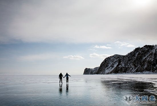 探秘俄罗斯：贝加尔湖不太冷(图)