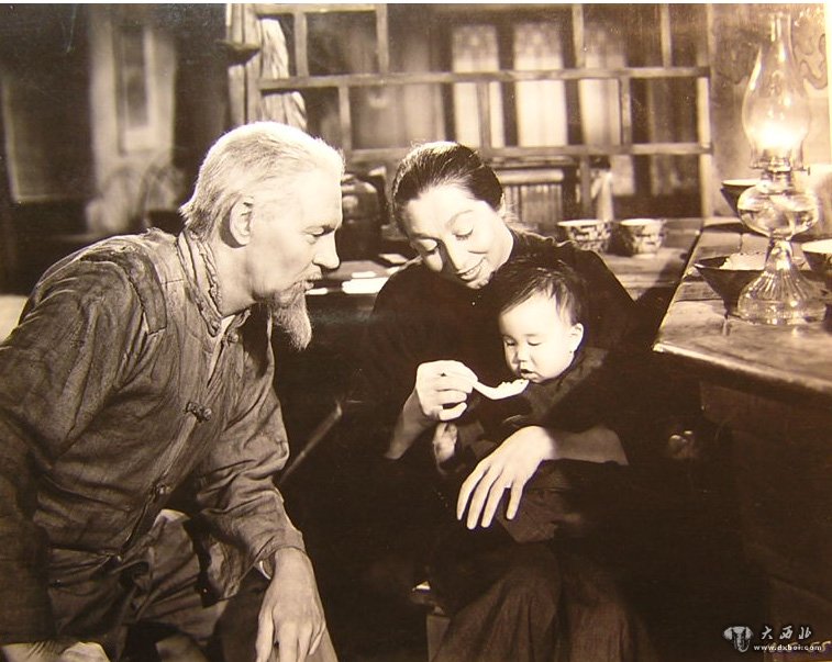 真实震撼：1944年凯瑟琳赫本拍的中国抗日神剧《龙种》