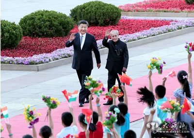 国家主席习近平在北京人民大会堂同印度总统慕克吉举行会谈